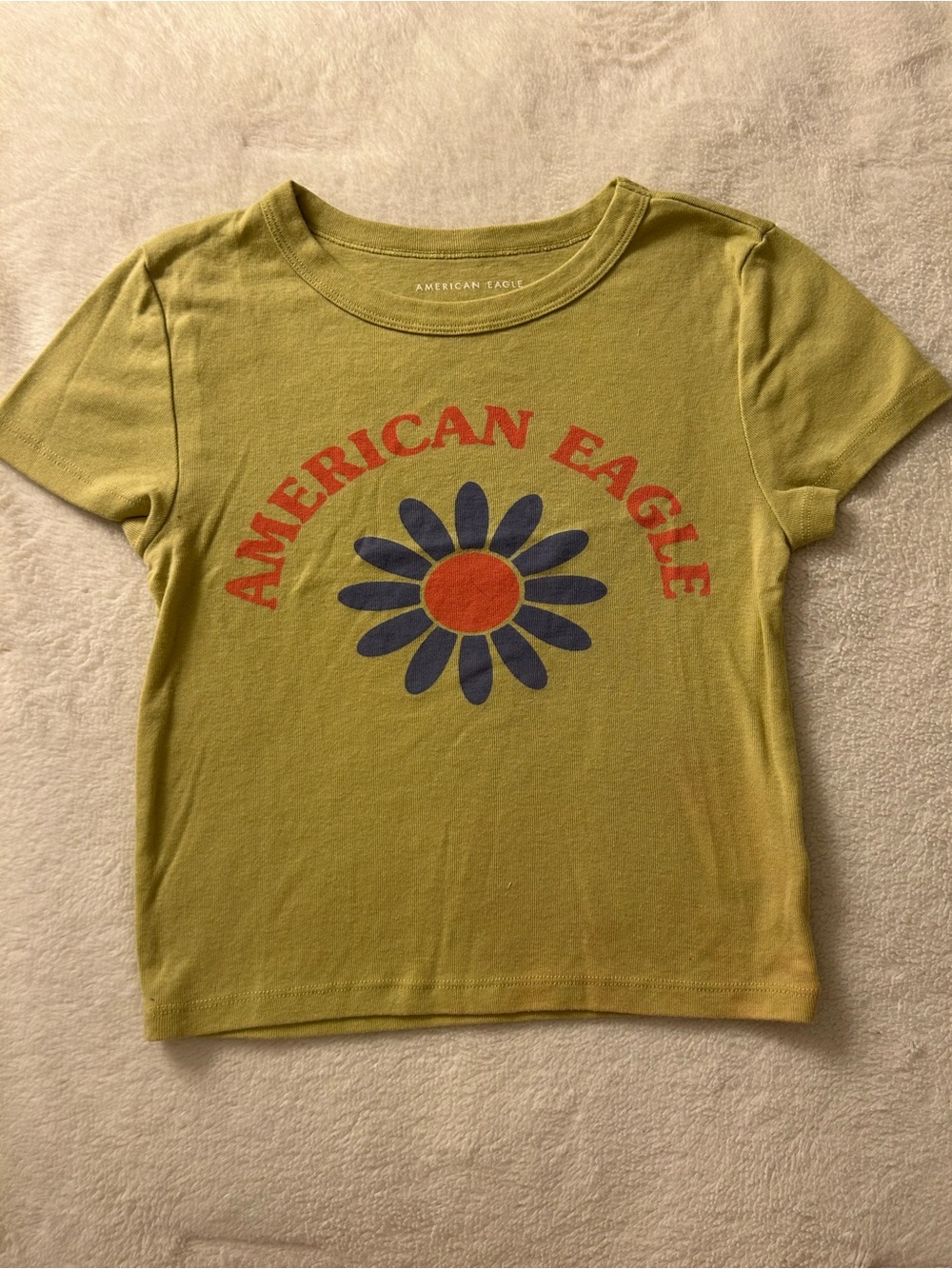 American Eagle Outfitters Olive Green Daisy Logo Women’s Tee